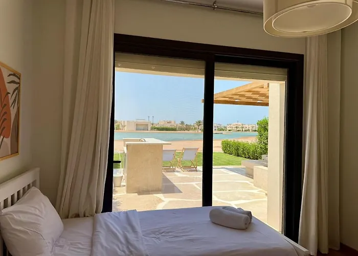 Tropical 3br Villa-free Pool & Lagoon Access At Elgouna الغردقة
